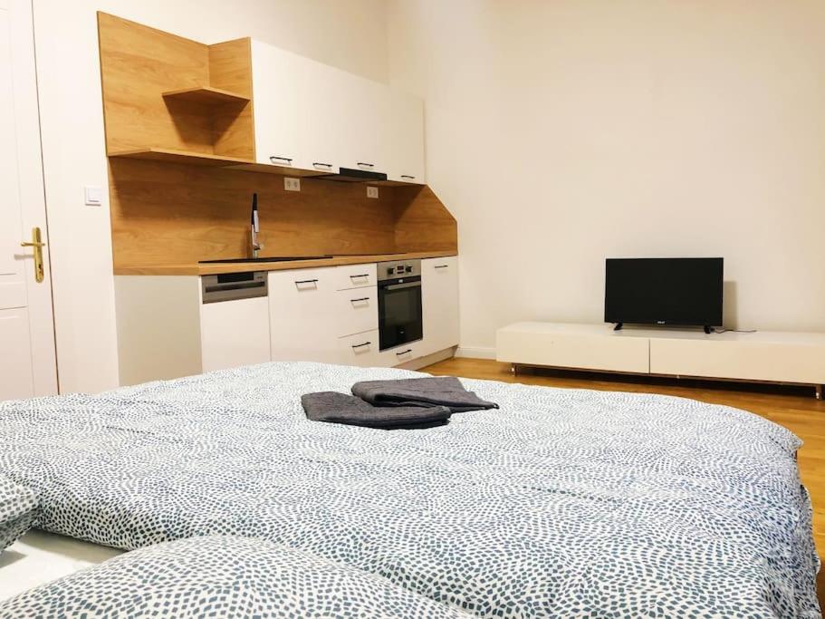 Apartment In a Wonderful Location Images