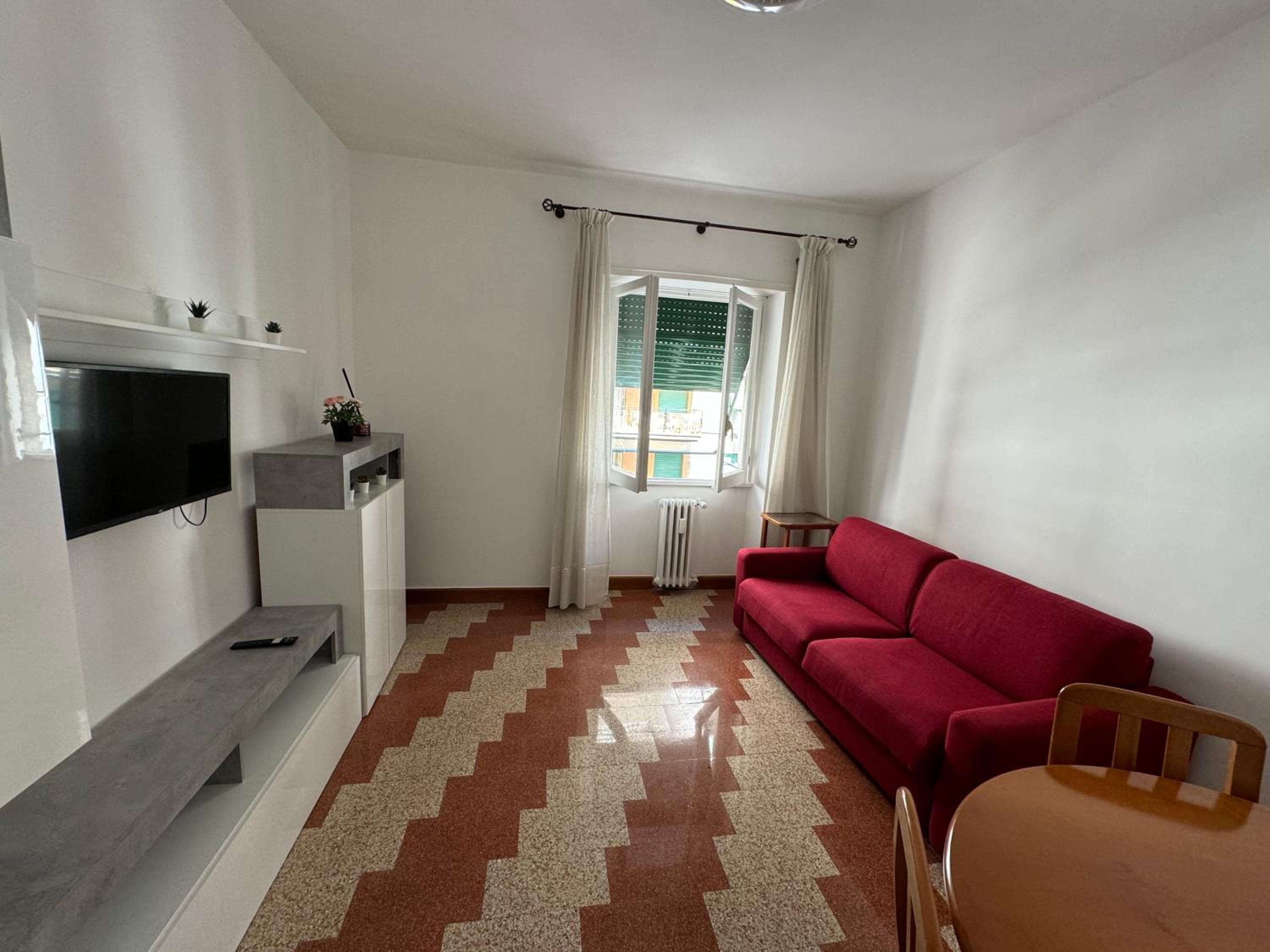 Silihome, Trastevere, Piazza della Radio Images