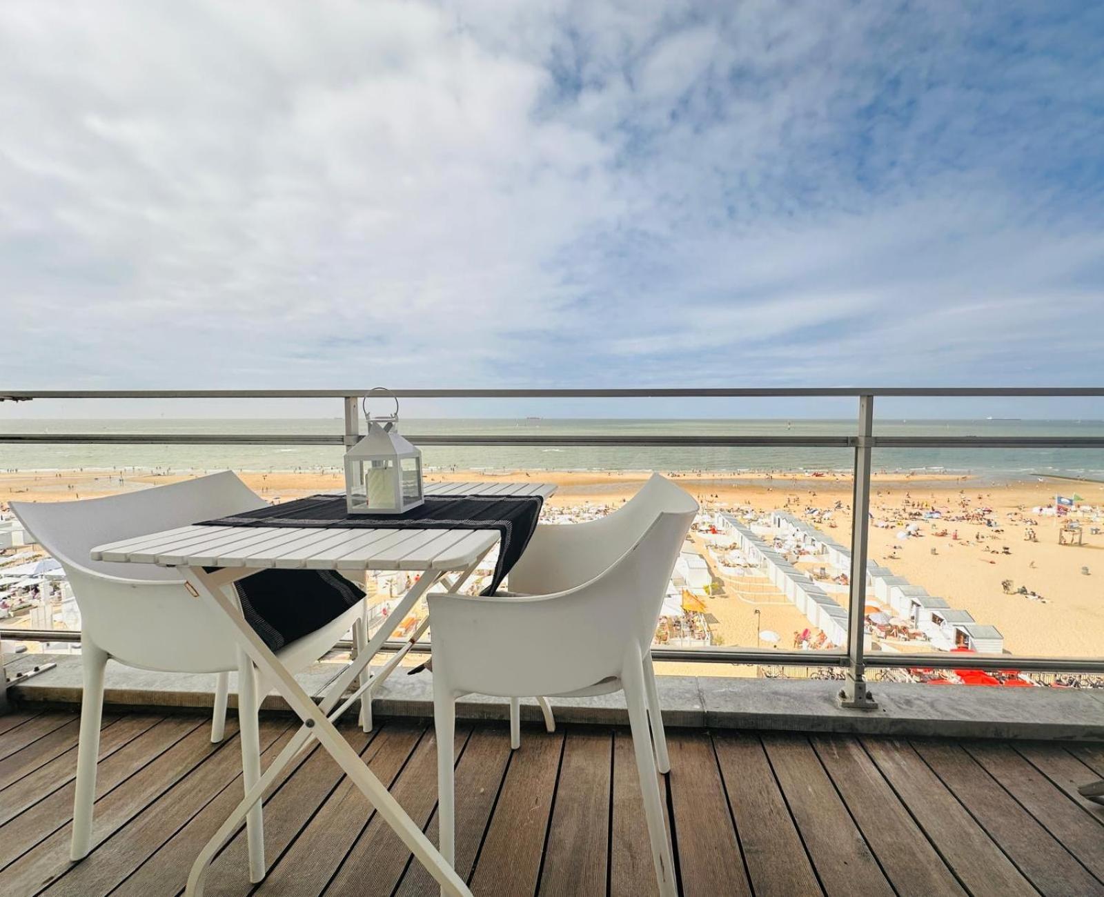 knokke-beachfront-family-residence-dogs-friendly