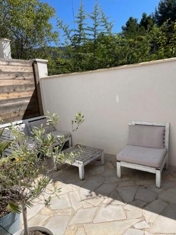 Azur Appart 4 pers - Parking - Terrasse - 10min du centre Images