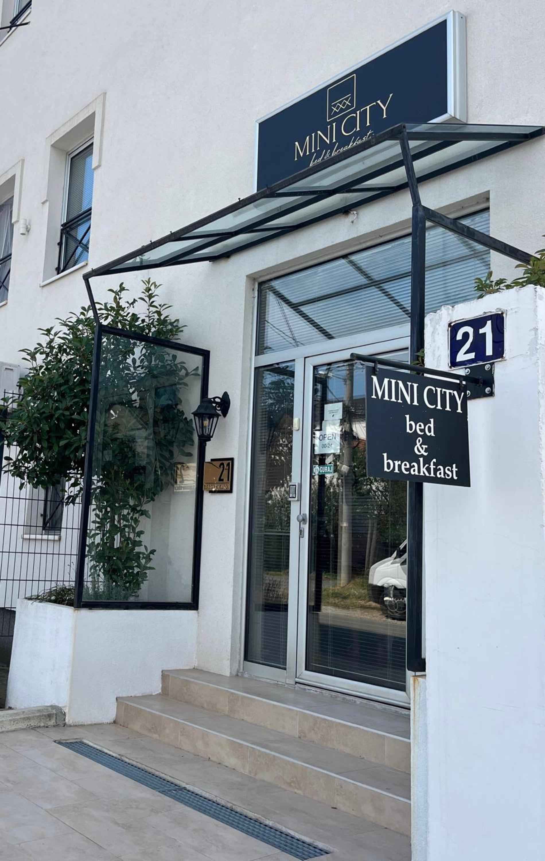 MiniCity Inn