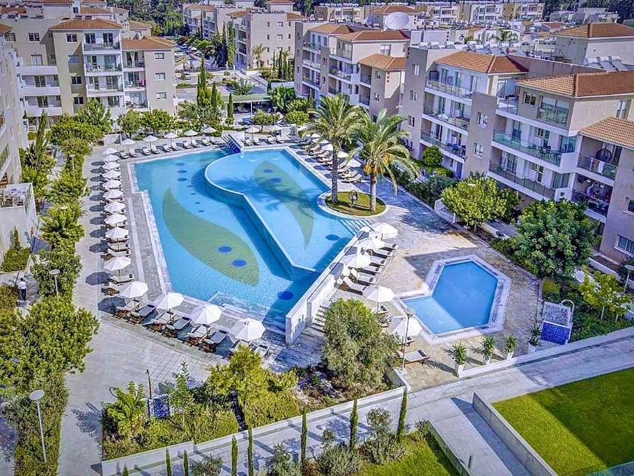 Elysia Park Luxury Apartment Images