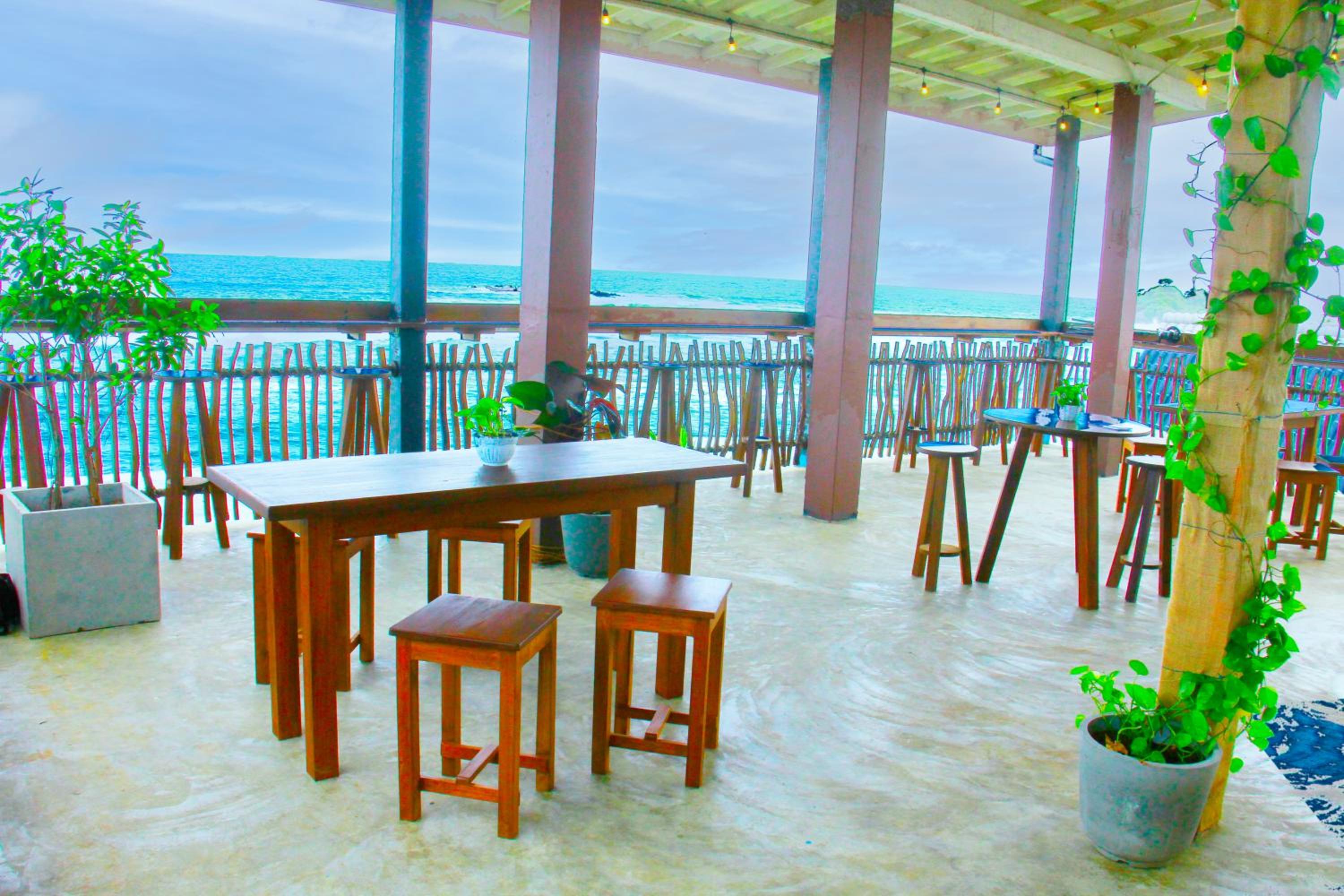 Galene Beach Hotel Images