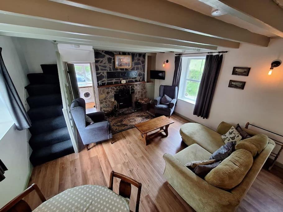 Cosy riverside cottage in beautiful Corris Images