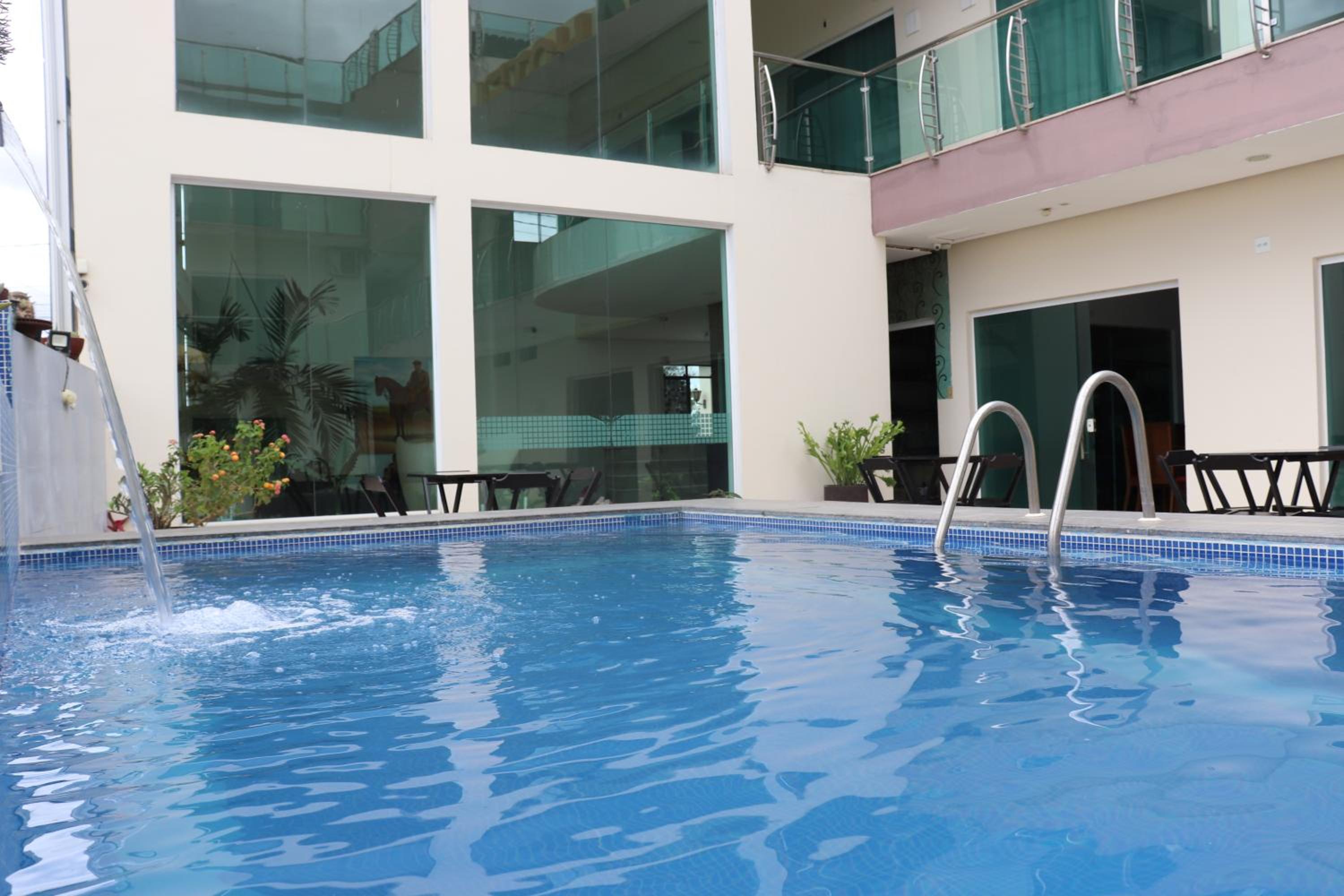 Chapada Hotel Images