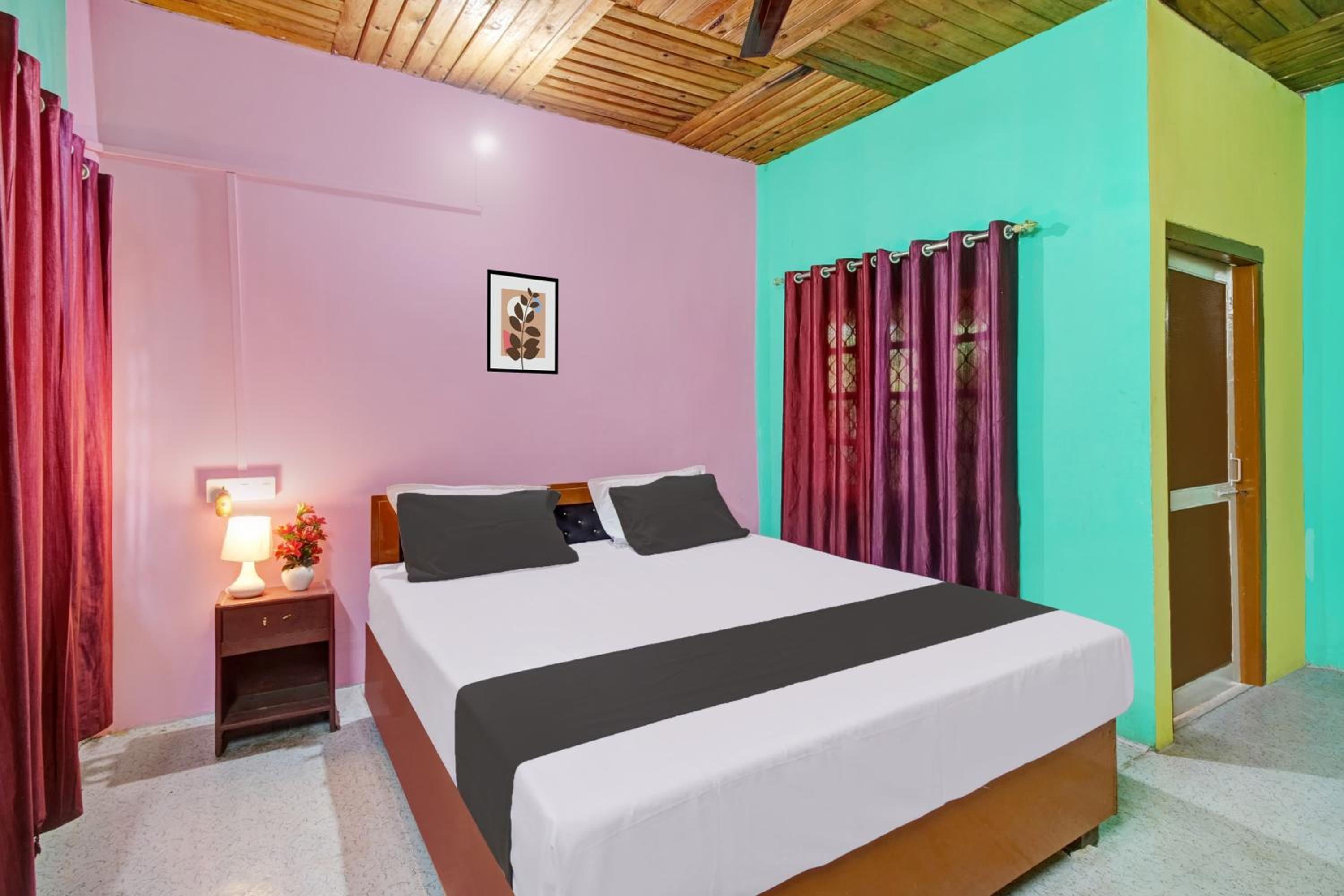 Hotel O Flagship Heritage Nest Resort Kazirnga Images