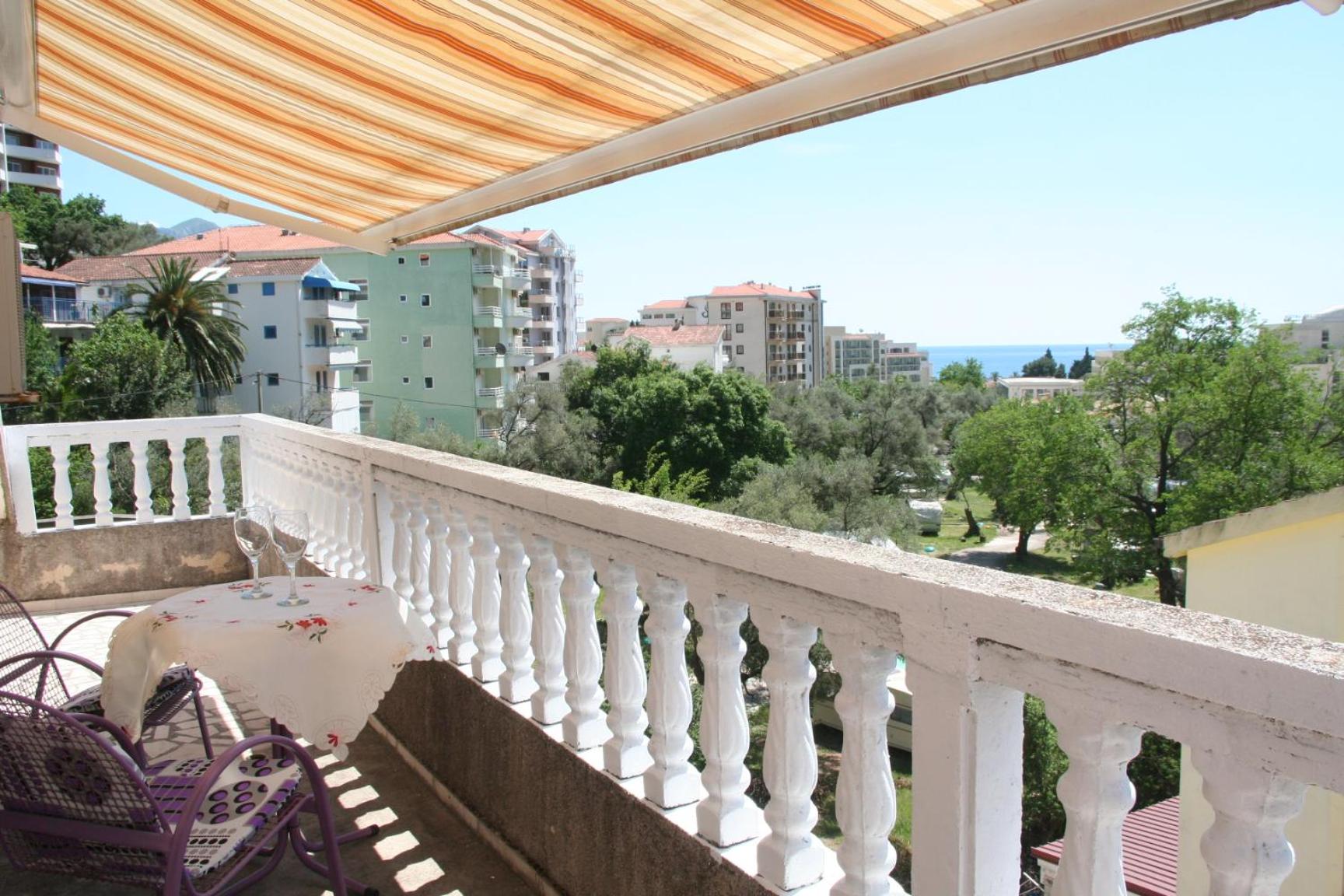 Spacious 2Bedroom Flat Budva Becici Images