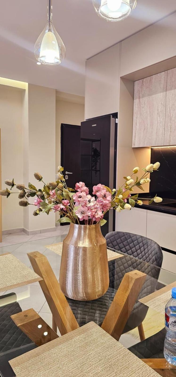 Sunset Harmony Apartment