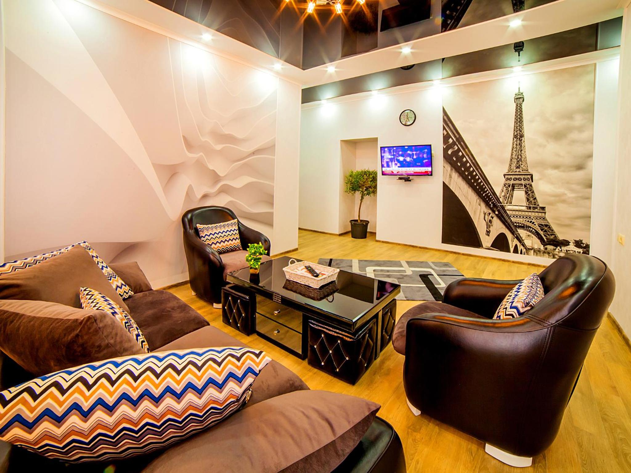 Hermes Apartment