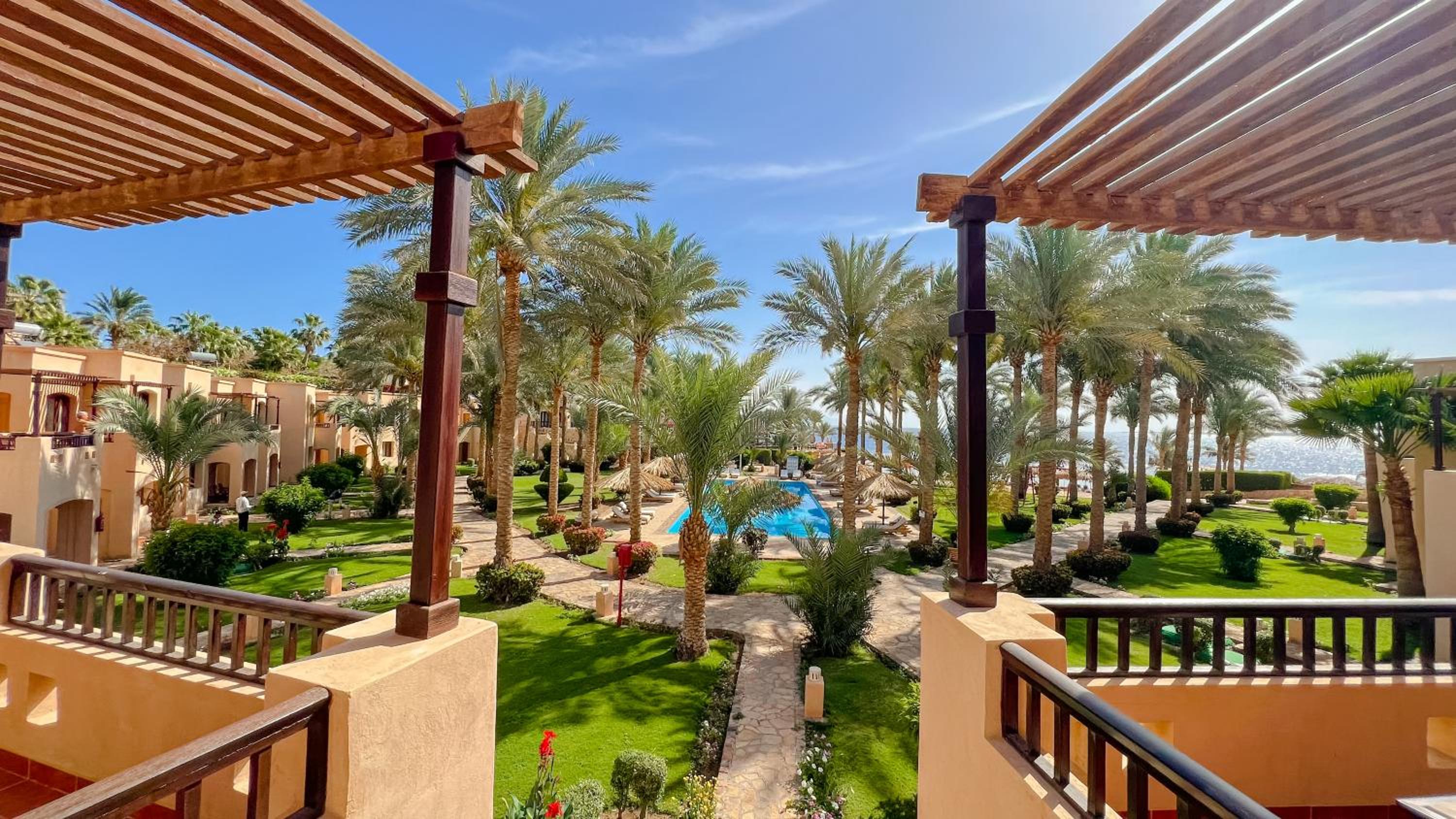 Tamra Beach Resort