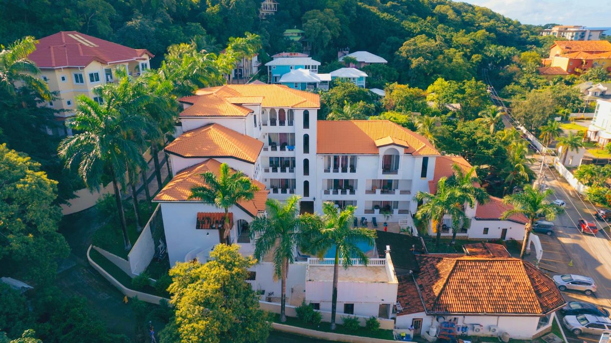 West Bay Colonial