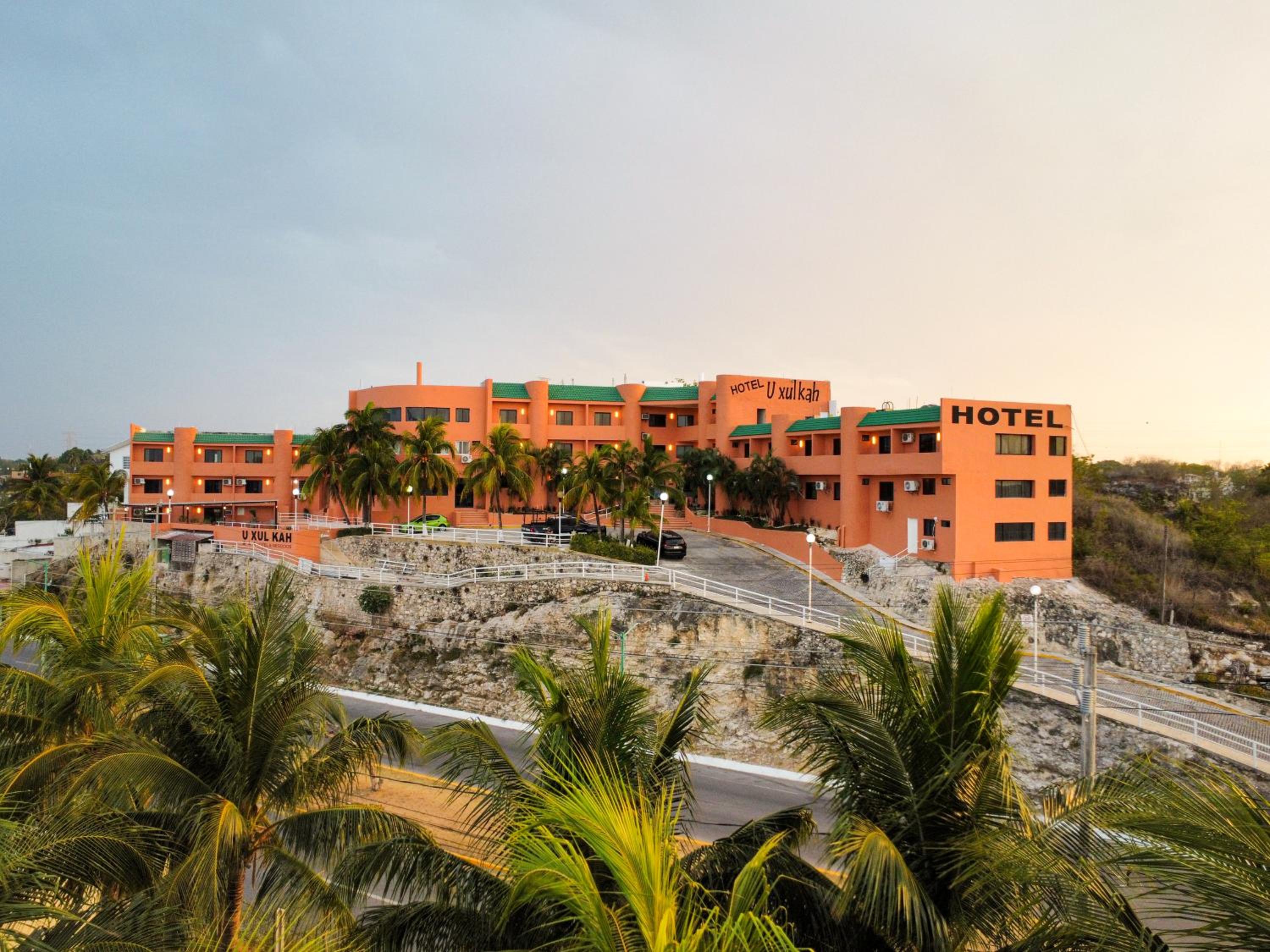 HOTEL UXULKAH