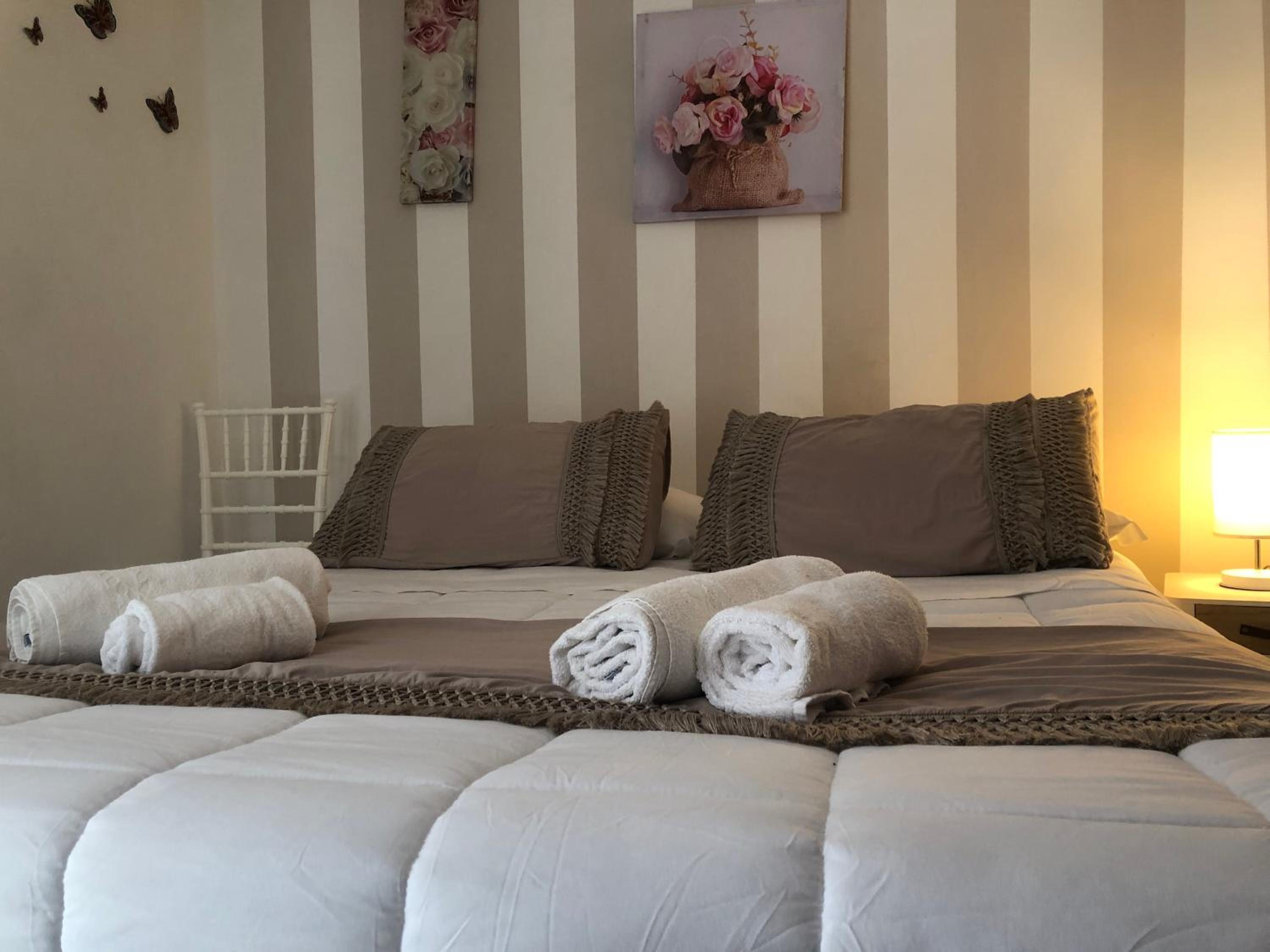 Nicaredda Guest Rooms