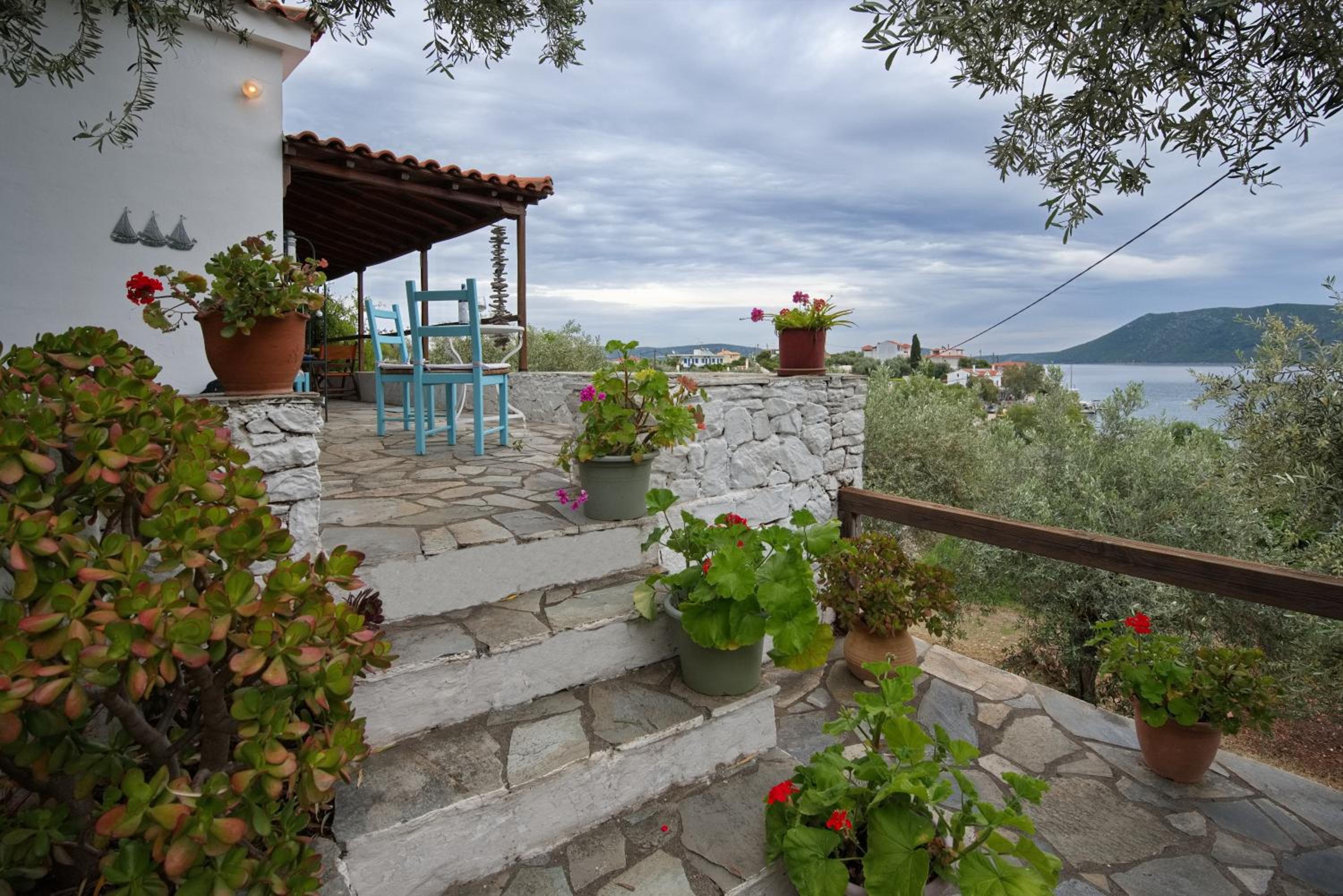 Limani Cottage