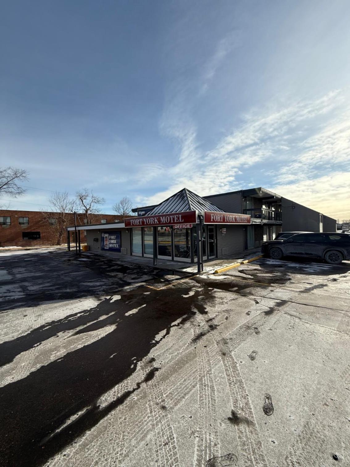 Fort York Motel - Best stays in Mississauga, Ontario - Skiplagged