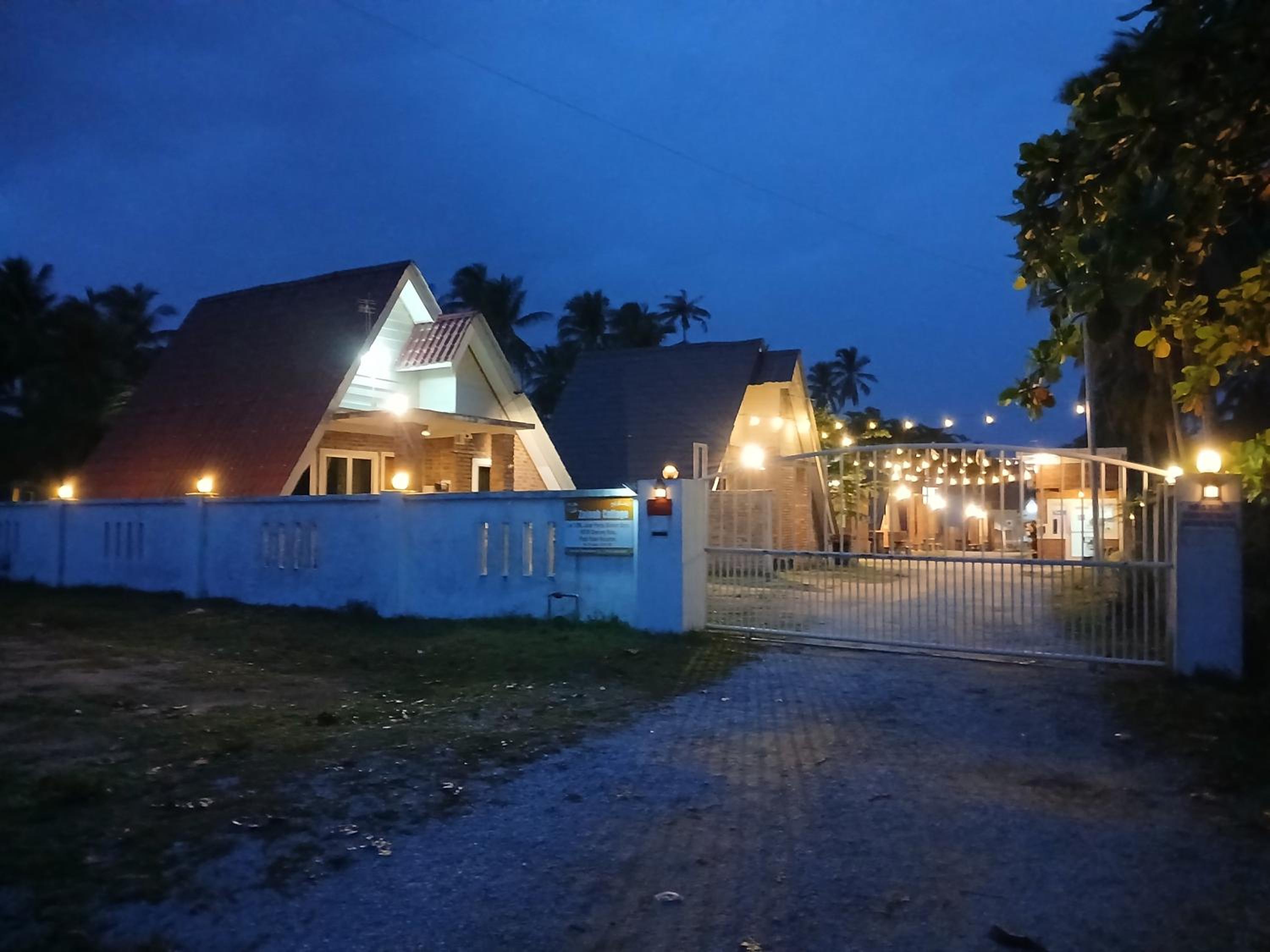 Zainab Cottage