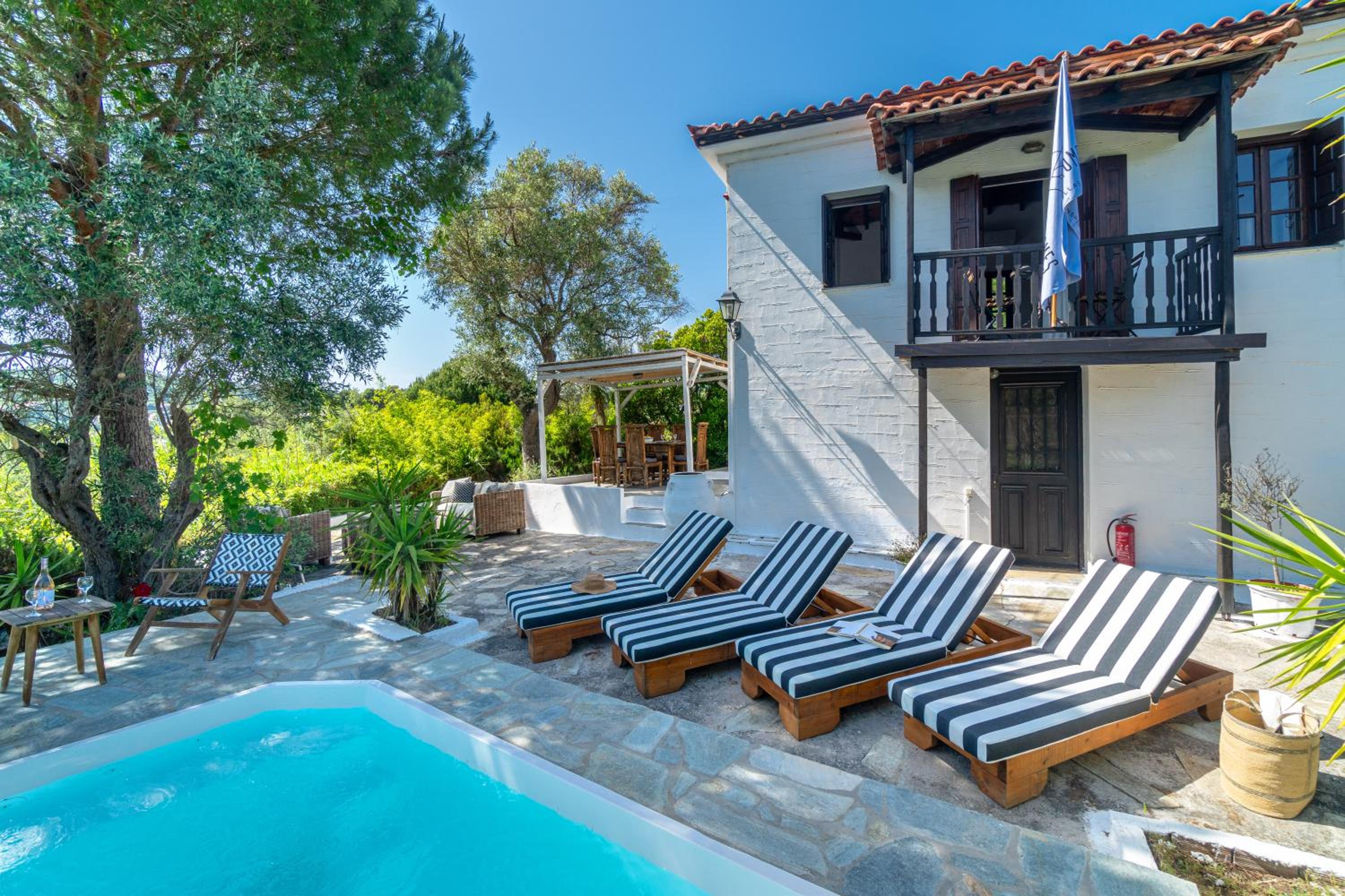 Tresor Boutique Home