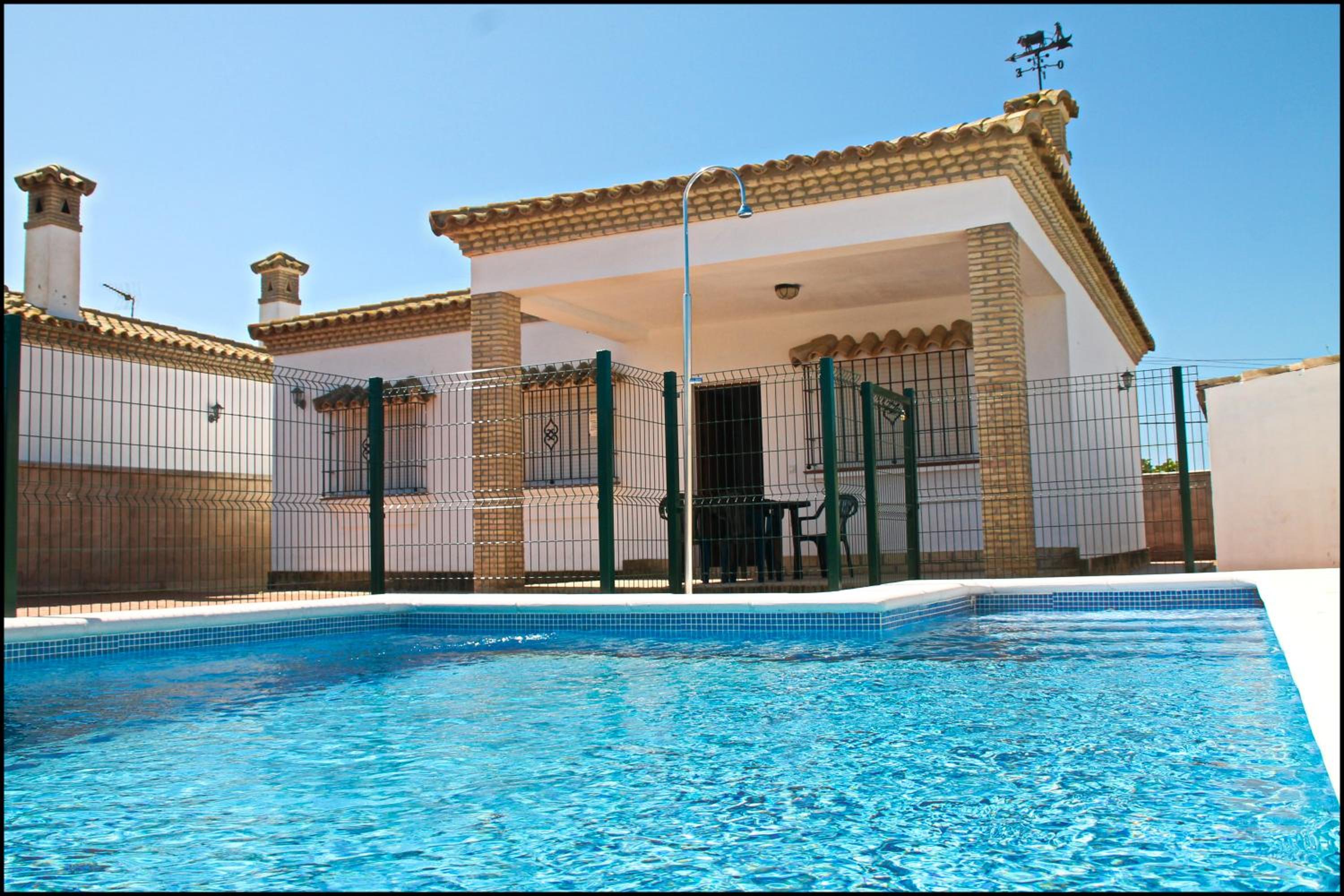 Chalet Arroyo Majadales 107 Images
