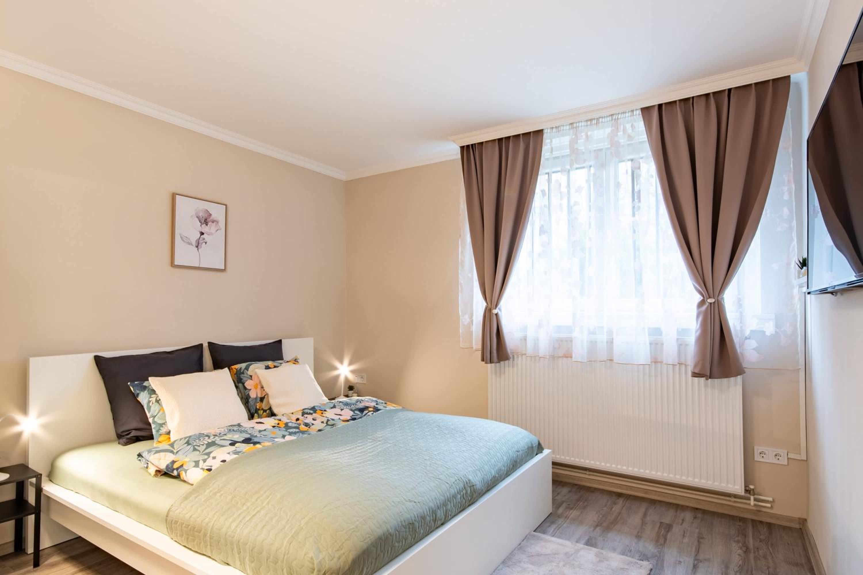 Cozy - New - Modern
