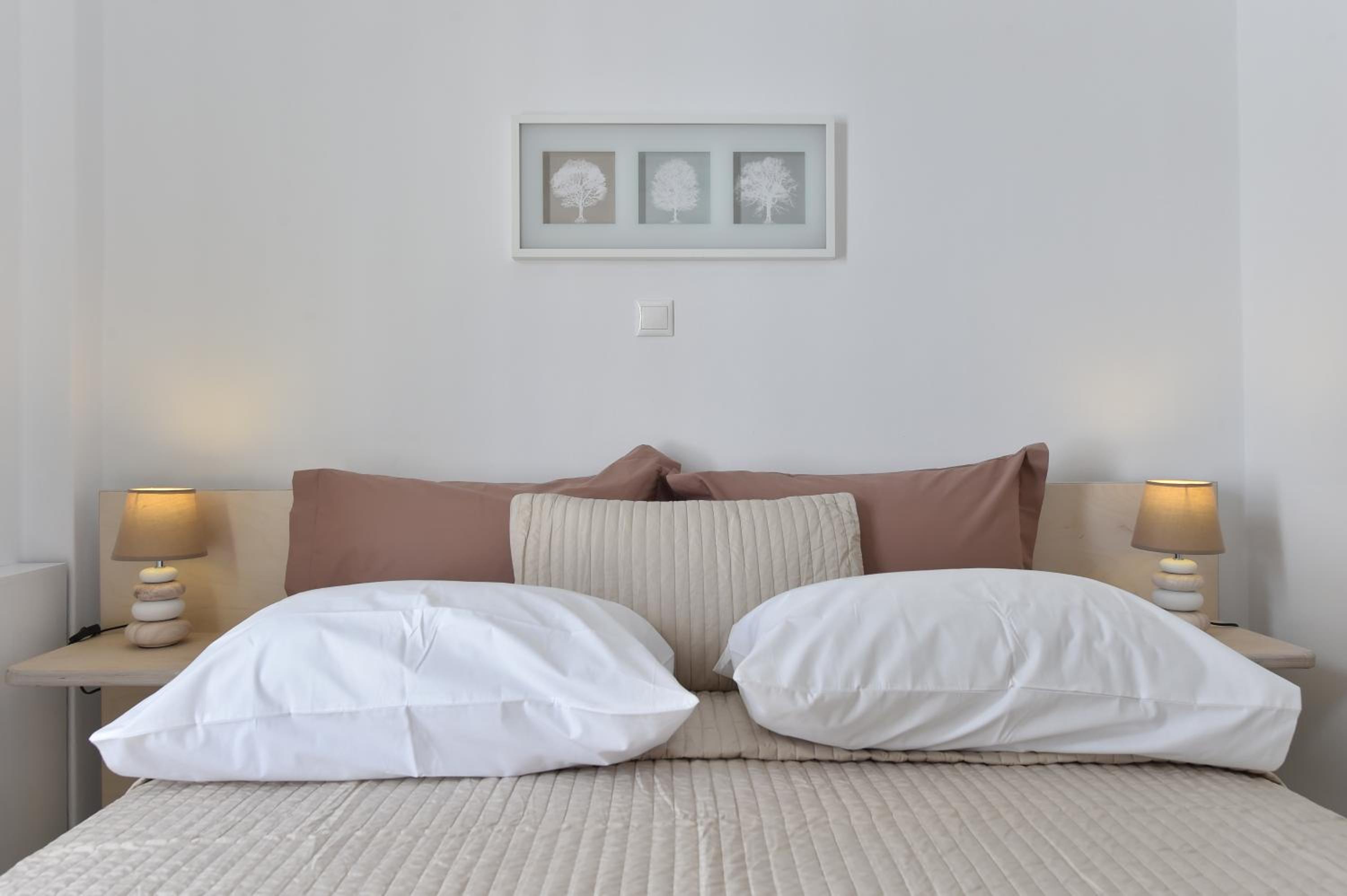 Vagia Calm House Images