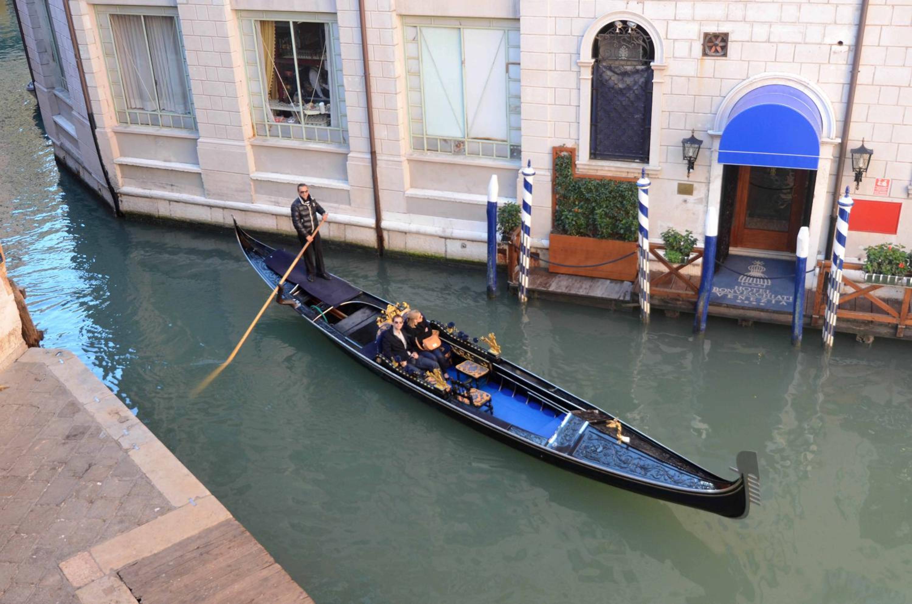 Venice Speon Canal Views wifi Images