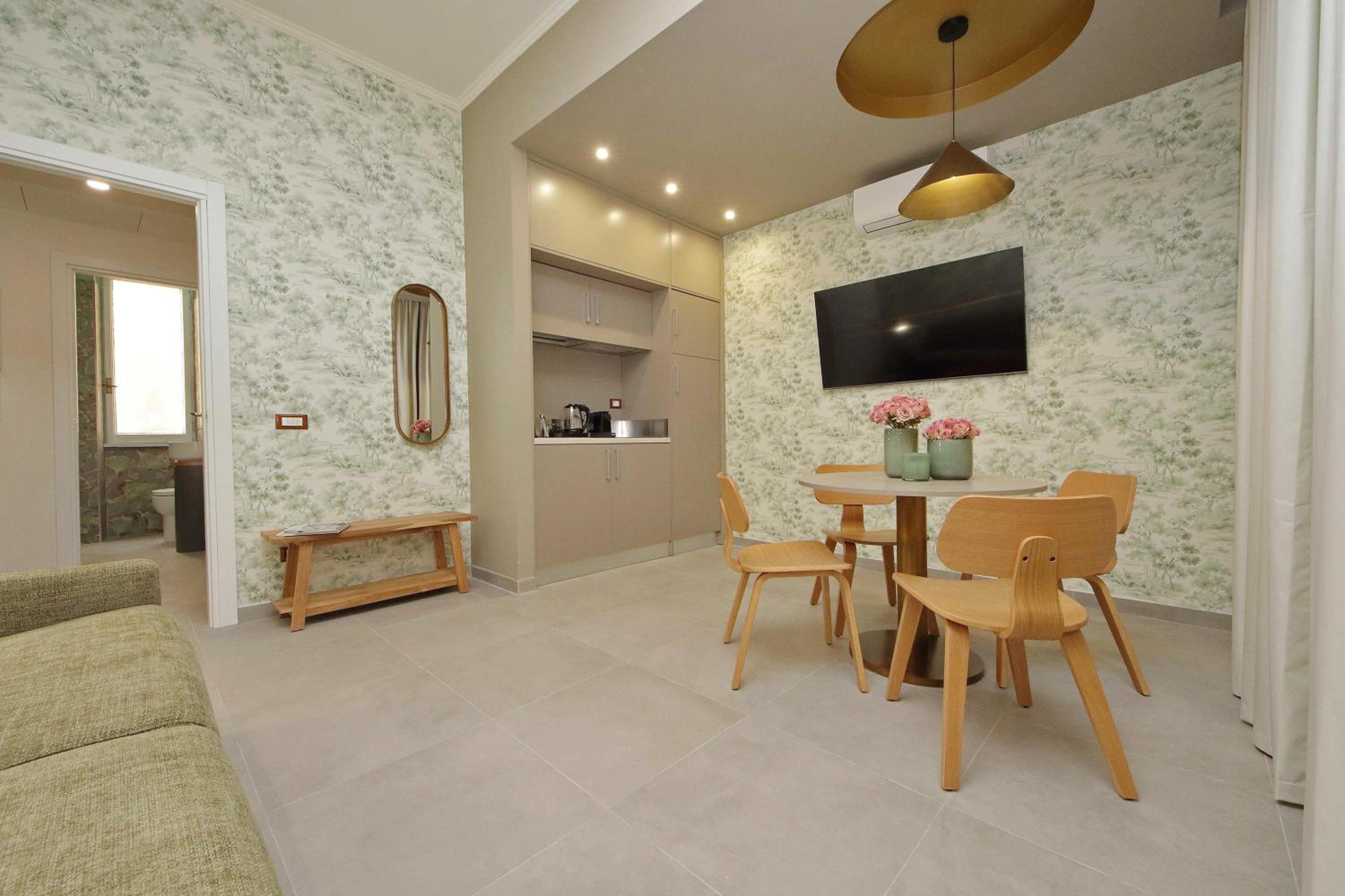 Roma Suite Style