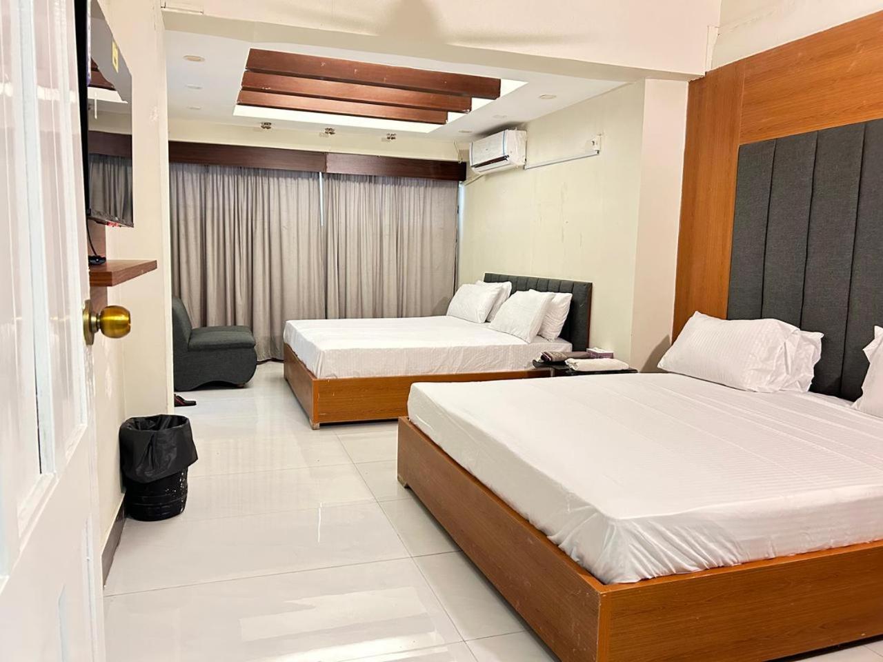 Sea View Suites