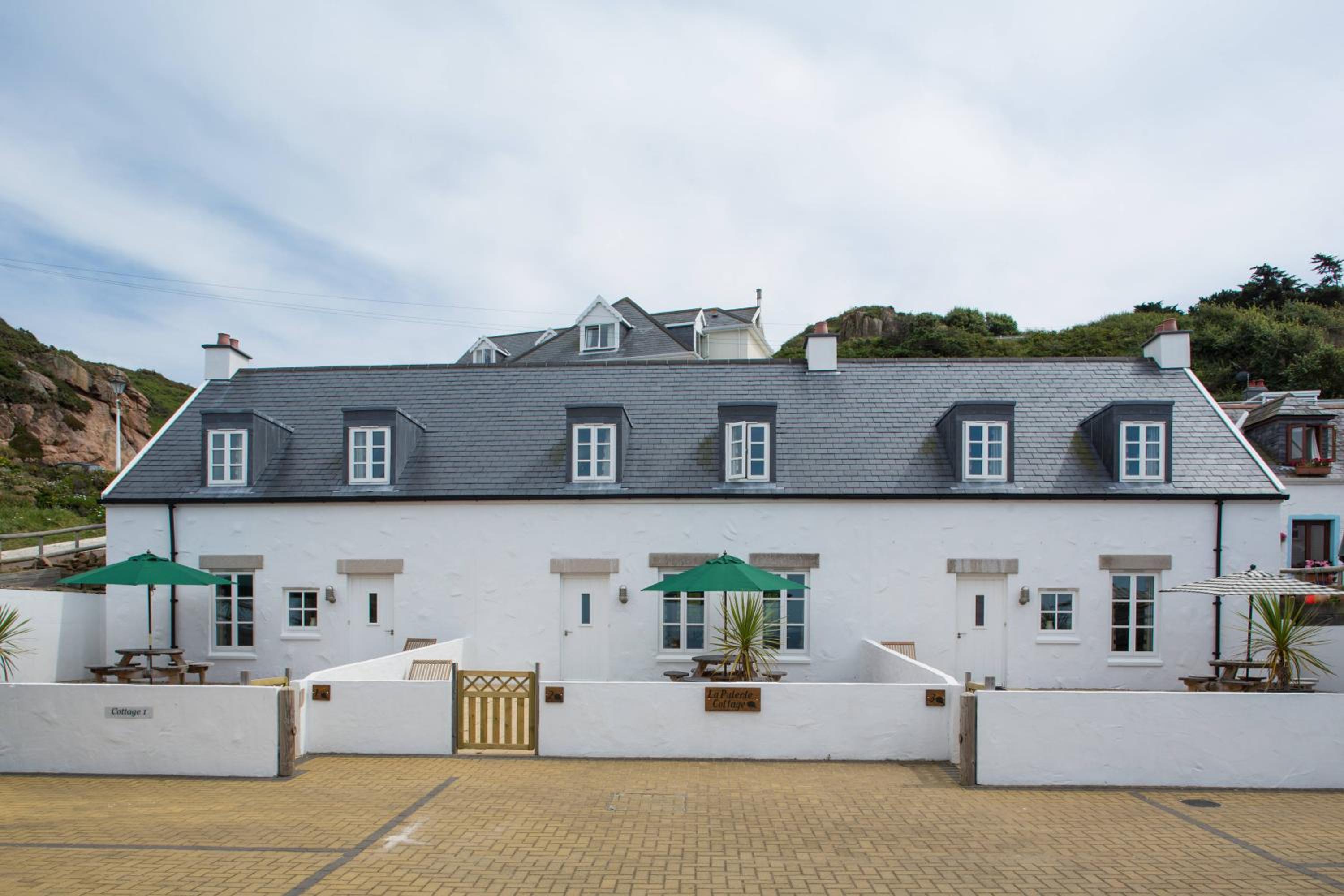 La Pulente Cottages Images