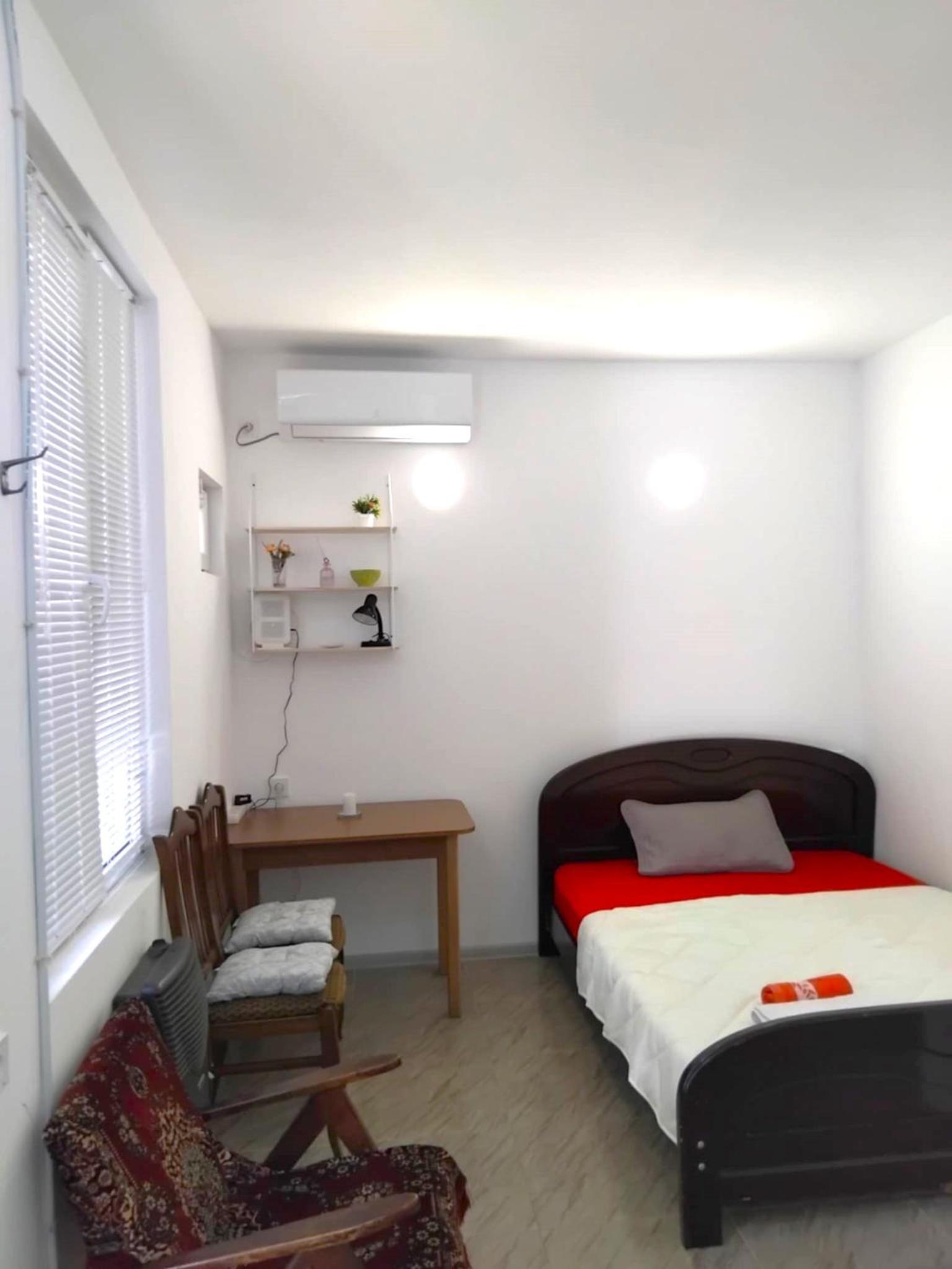 Green Space Studio Apartment