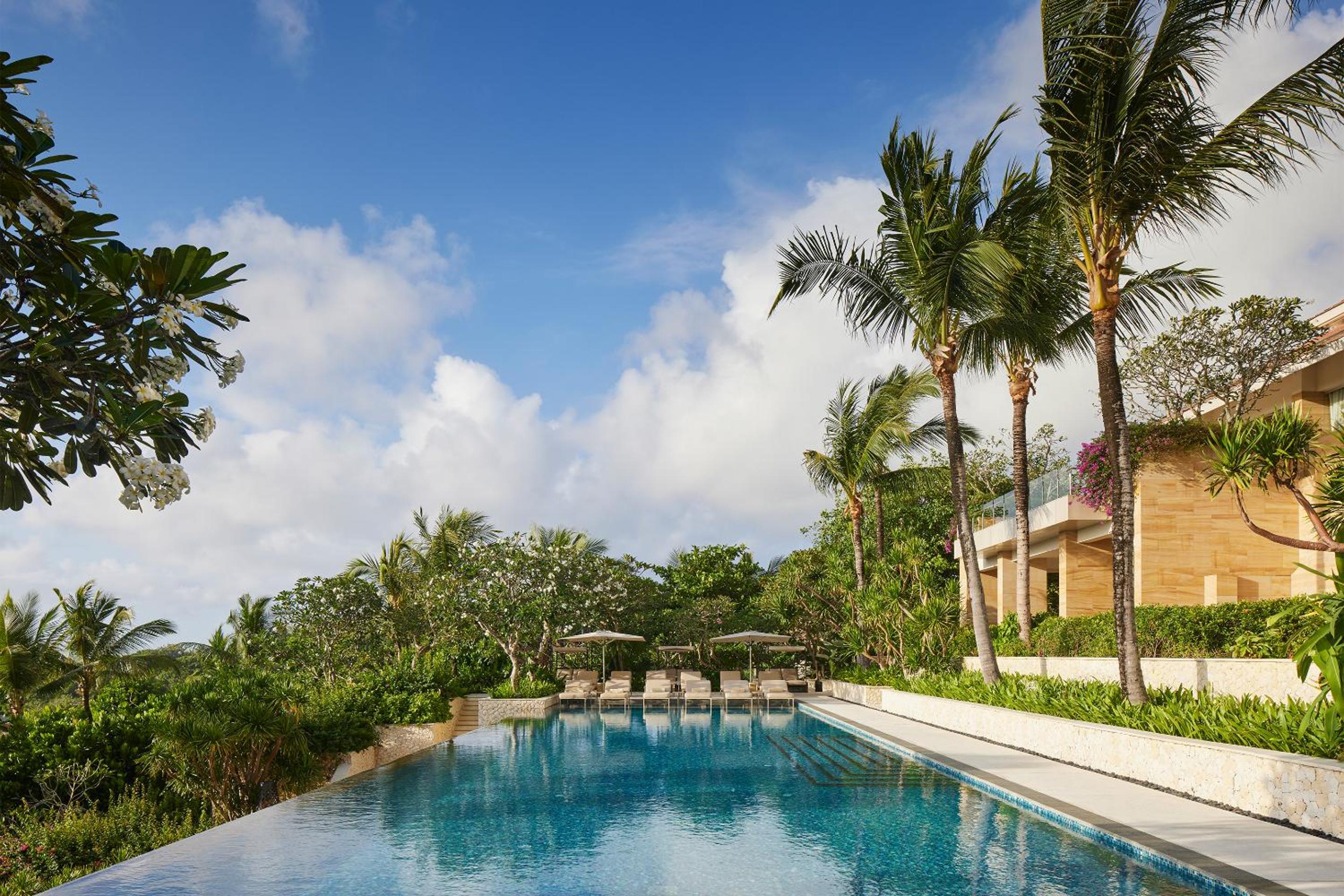 Mulia Villas