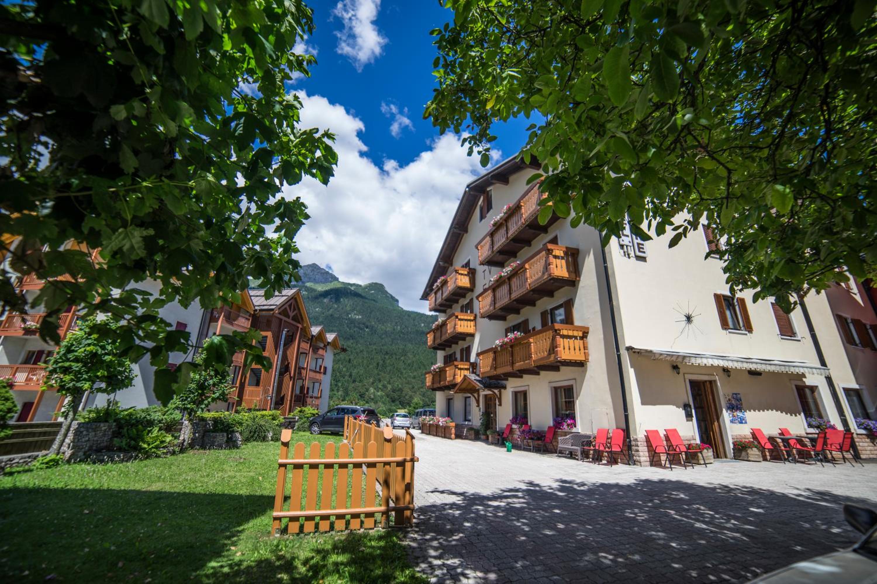 Hotel Pavone Images