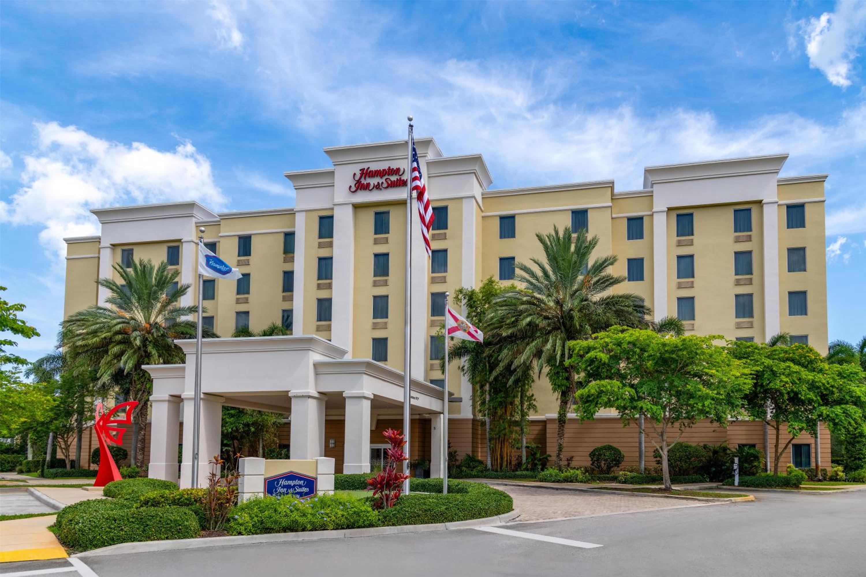 Hampton Inn & Suites Coconut Creek