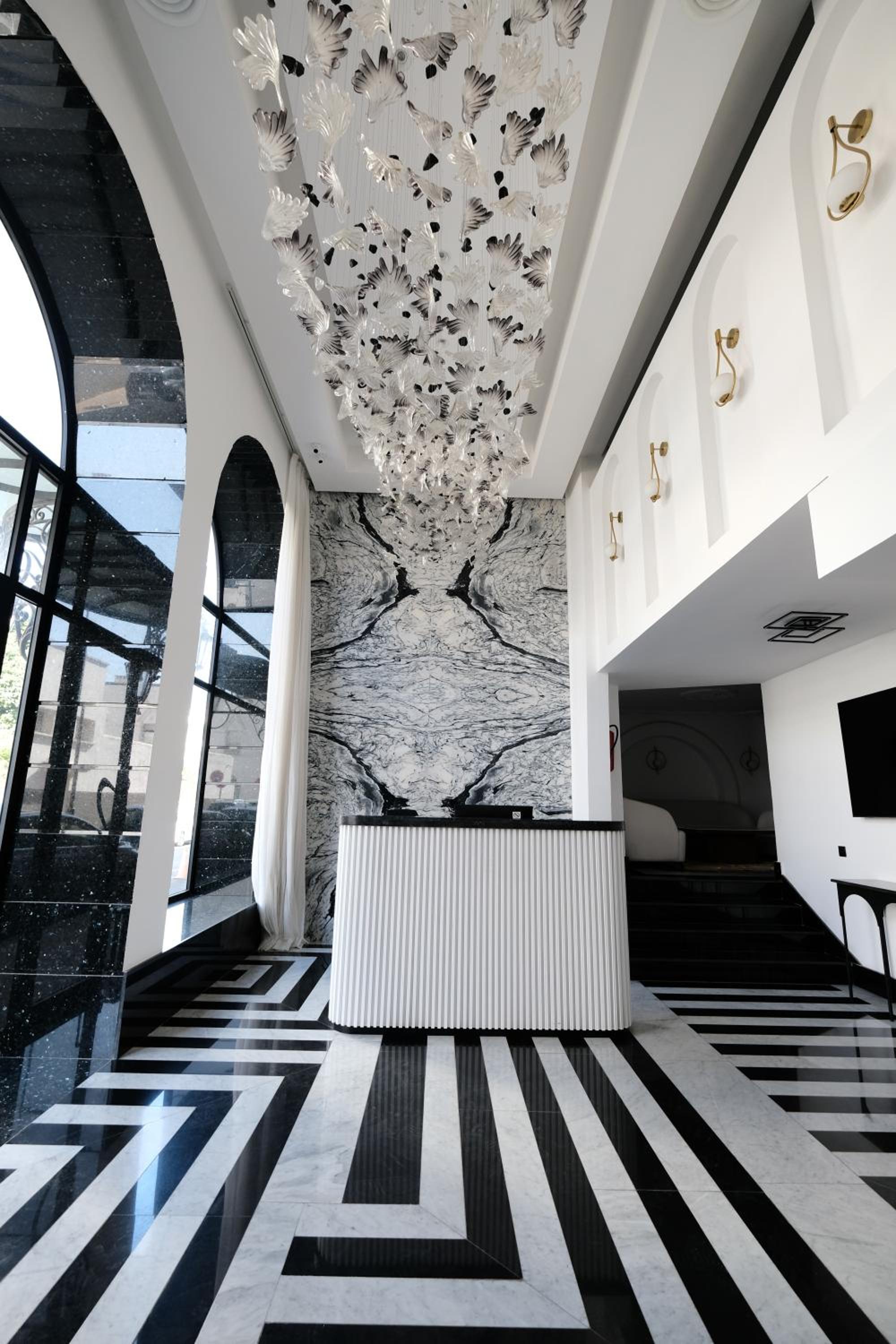 Chic Hotel