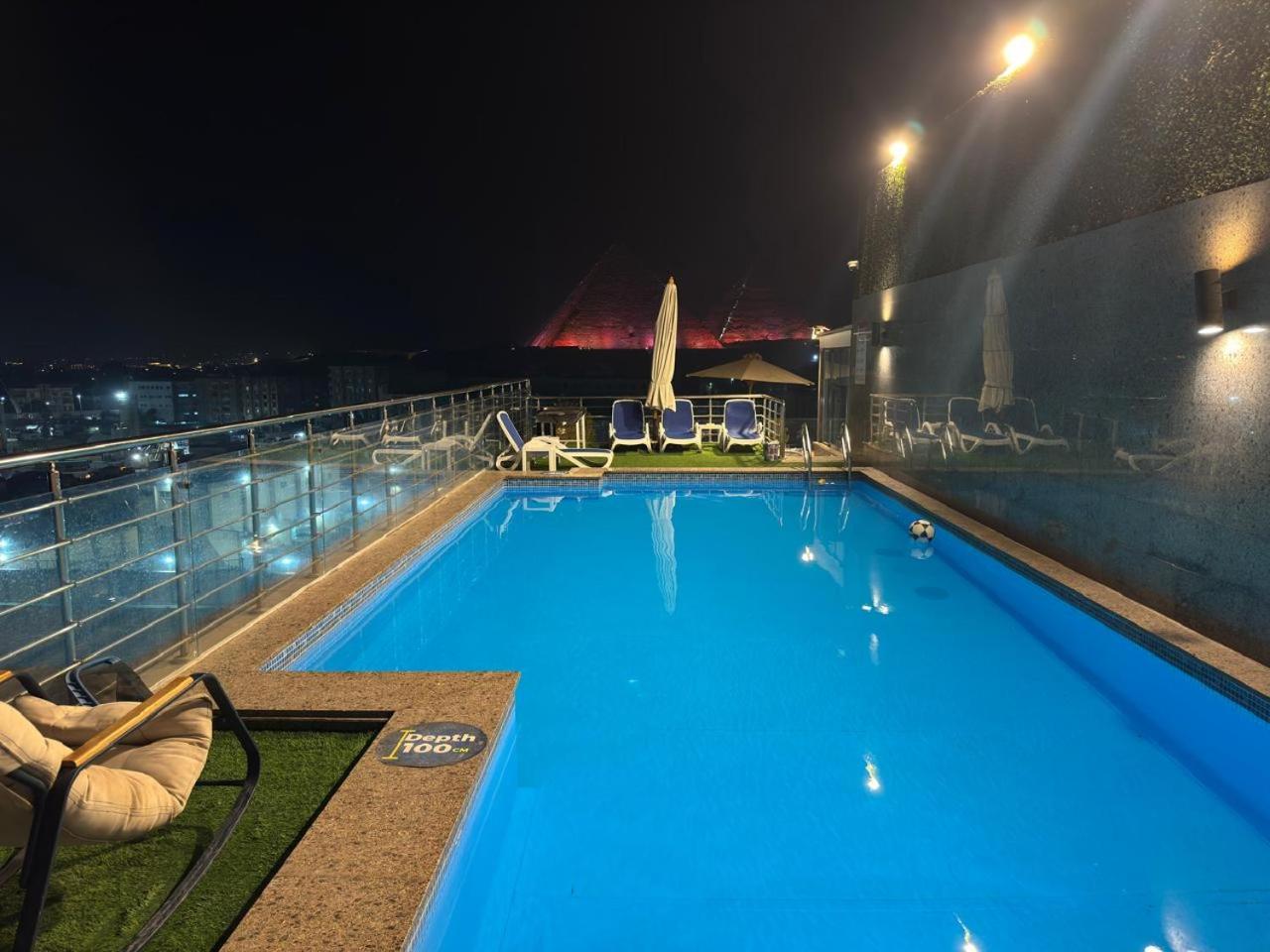 Pyramids Charm Hotel