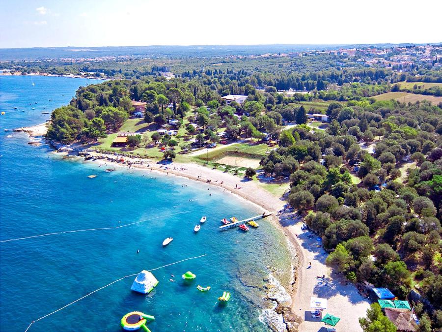 Camping Media Mobile Homes in Brioni Sunny Camping Images
