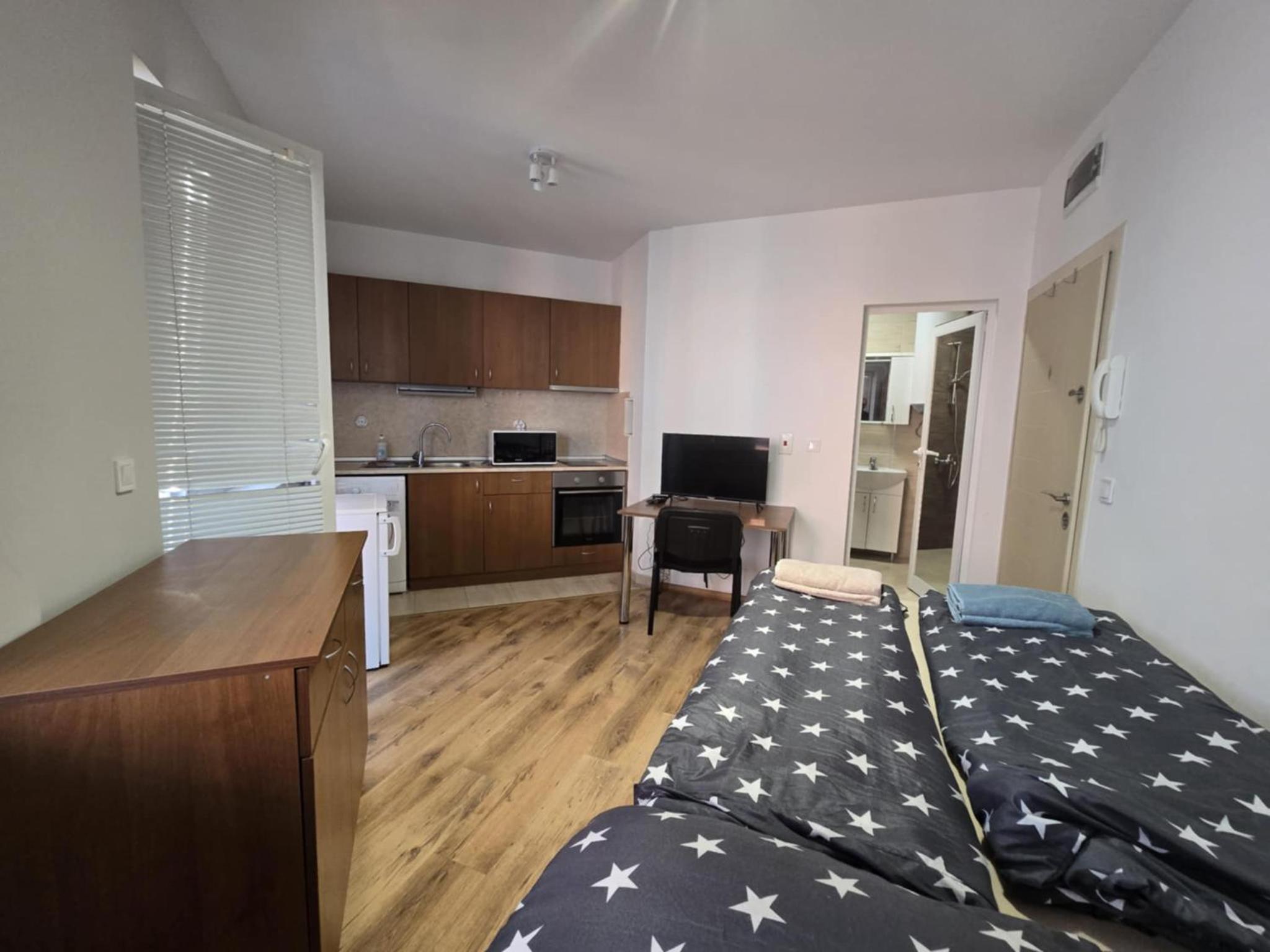 Studenski Modern Studio