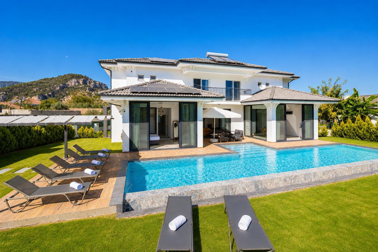 Villa White Cloud