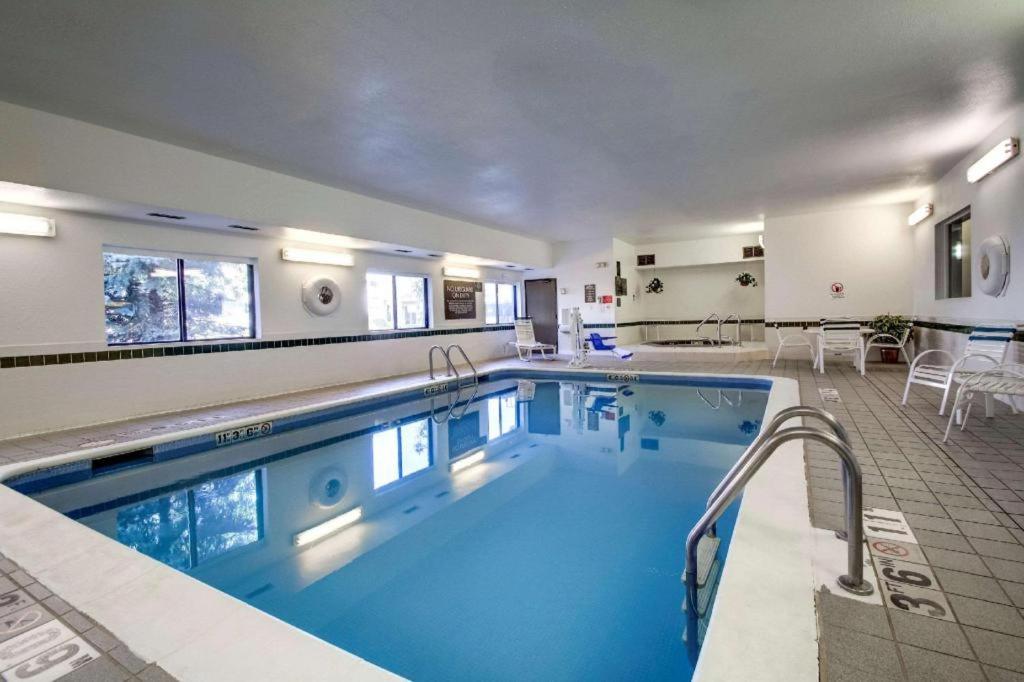 Comfort Inn Moline - Quad Cities