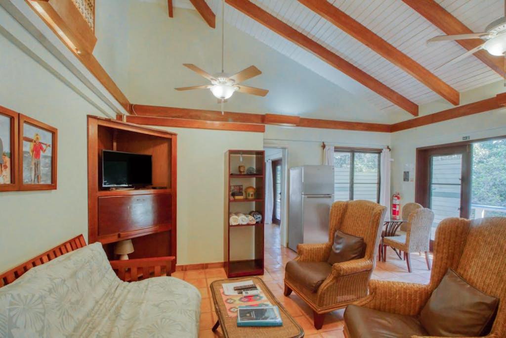Condo #27 @ Beachside Villas