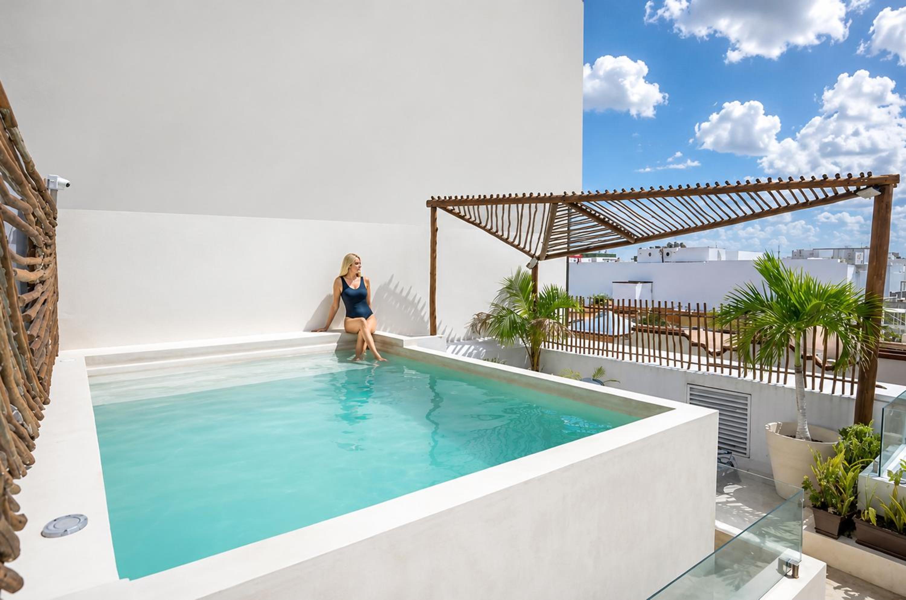 Aruma Suites