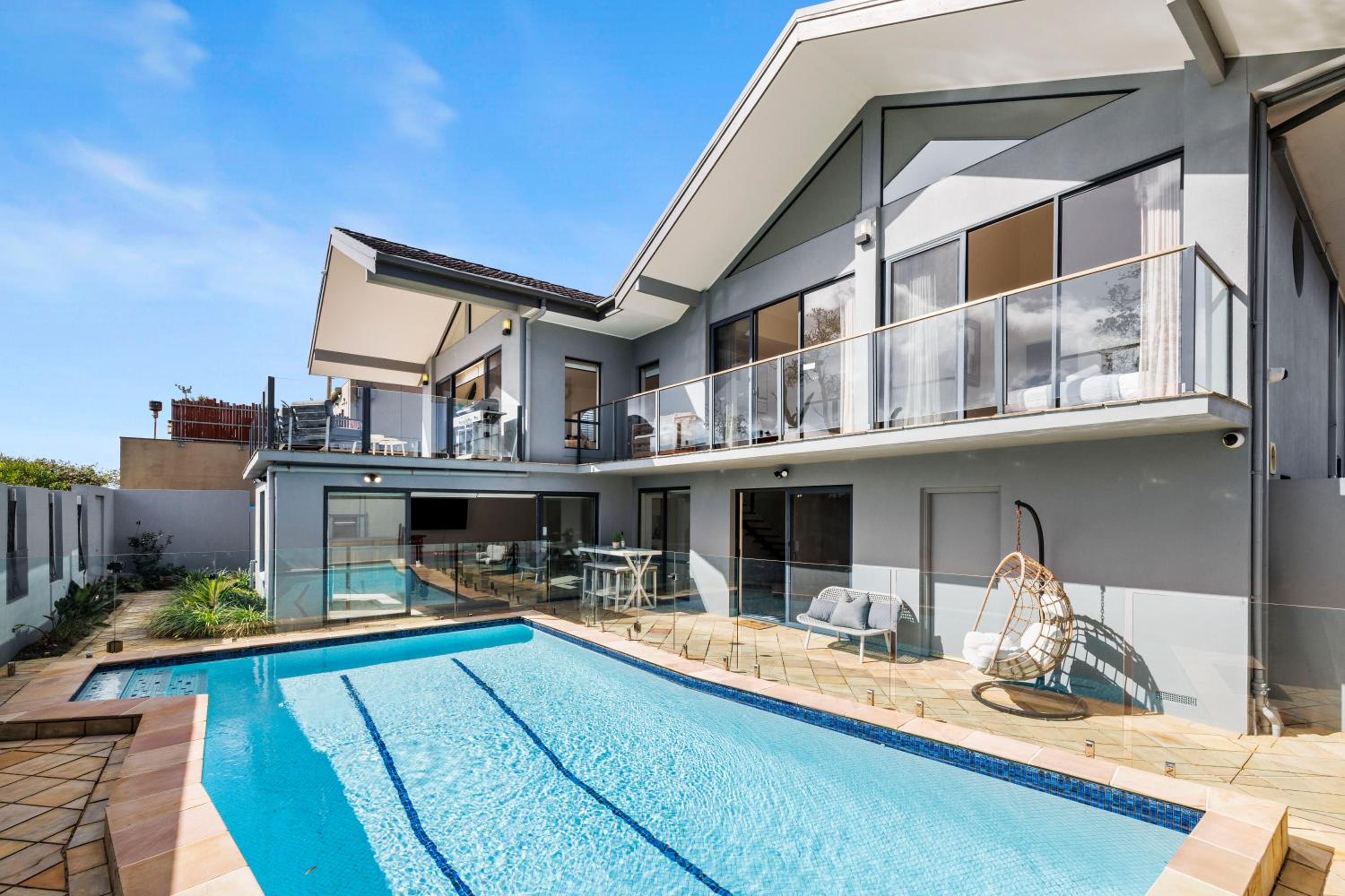 Absolute Beachfront - Luxury Accommodation in Rosebud