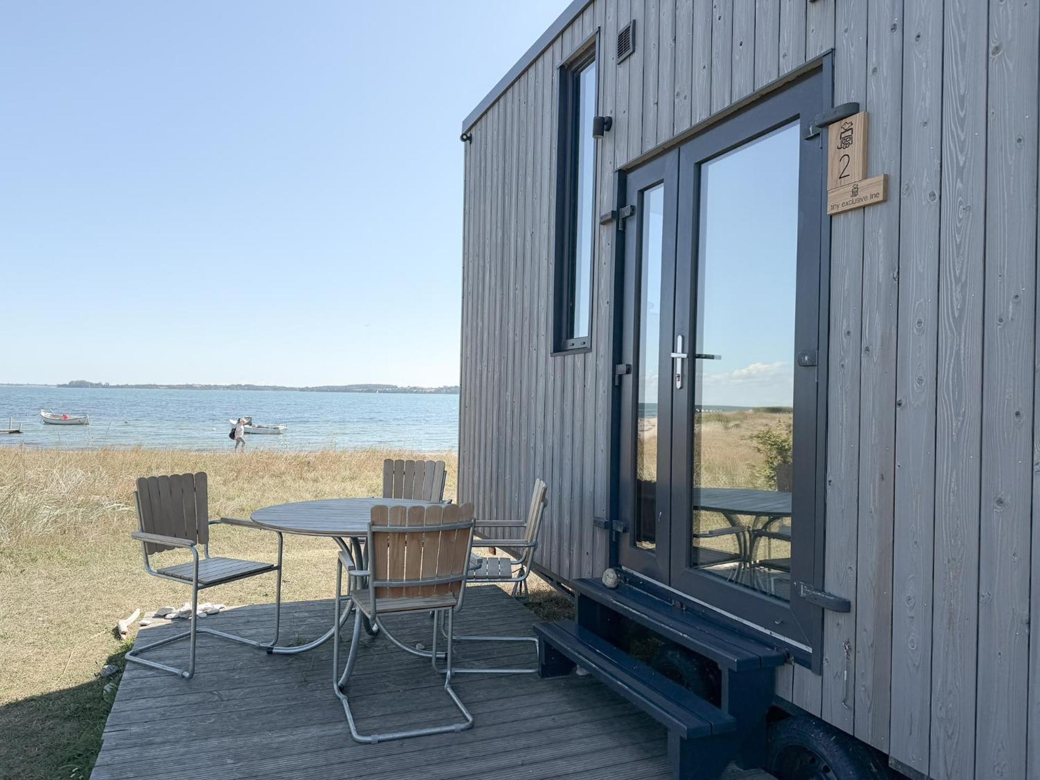Tiny Seaside Beachfront - Skarrev