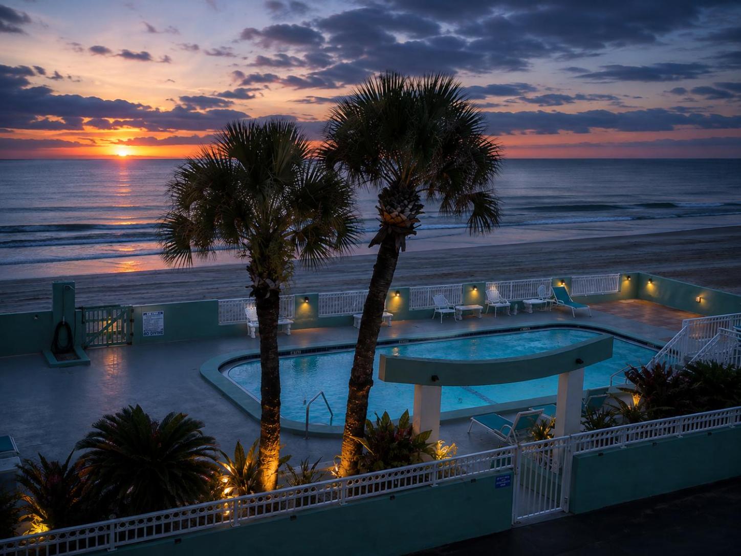 Chateau Mar Beach Resort