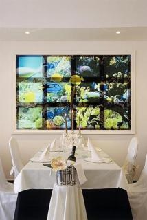 M Glamour Hotel - 2