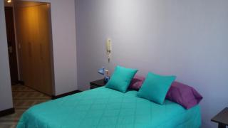 Edificio Parque Real Habitación con baño privado - Quito - 5