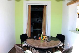 Apartments Villa Russo - Tisno - 5