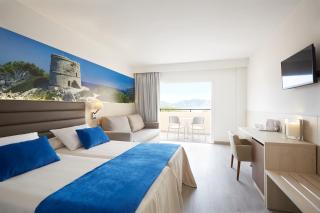 Invisa Hotel Club Cala Blanca - Platja d'es Figueral - 5