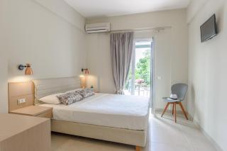 Yellow house - Parga - 3