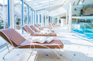 Hotel Neue Post - 2