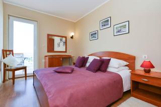 Cecilia Apartments - 1